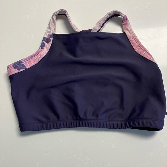 Mariia Matching Legging and Sports Bra set with floral accents (by Bloch) - Picture 4 of 9